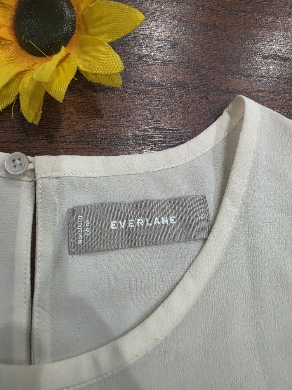 Everlane White Sleeveless Sheer Yoke Blouse - Picture 4 of 6